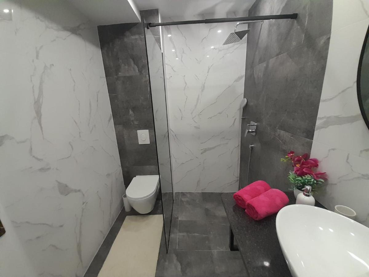 Apartments San Paulo オミシュ エクステリア 写真
